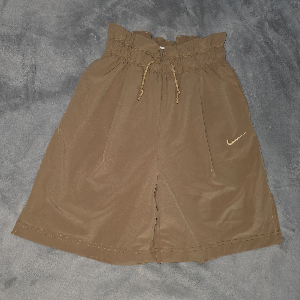 Nike Sportswear Brown Everyday Modern Womens High-Rise Shorts DQ6172-258 Size XS